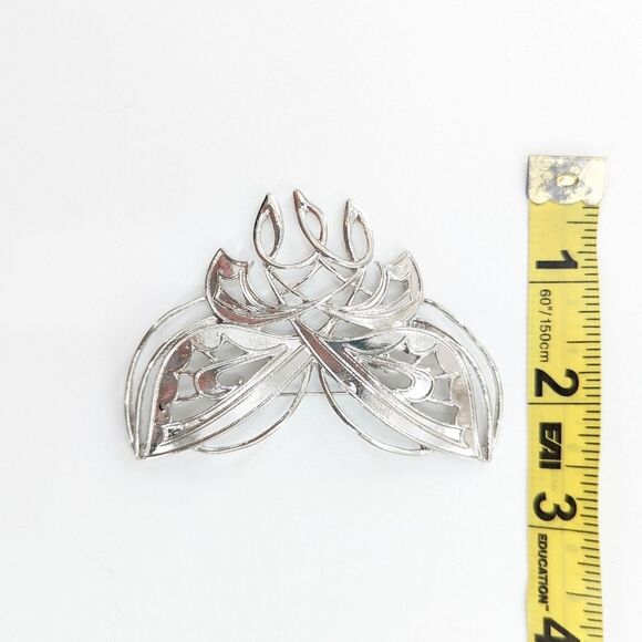 Butterfly Silver Tone Vintage Large Brooch Pin - Picture 3 of 3
